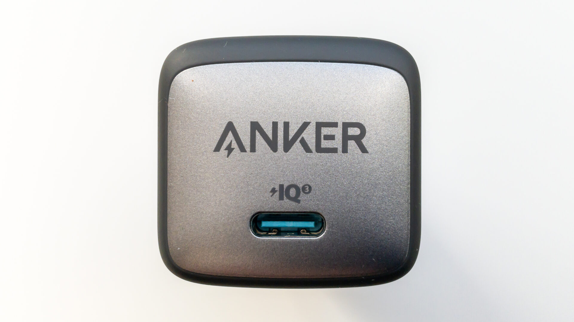 Anker Nano II 30W本体(USB端子側)